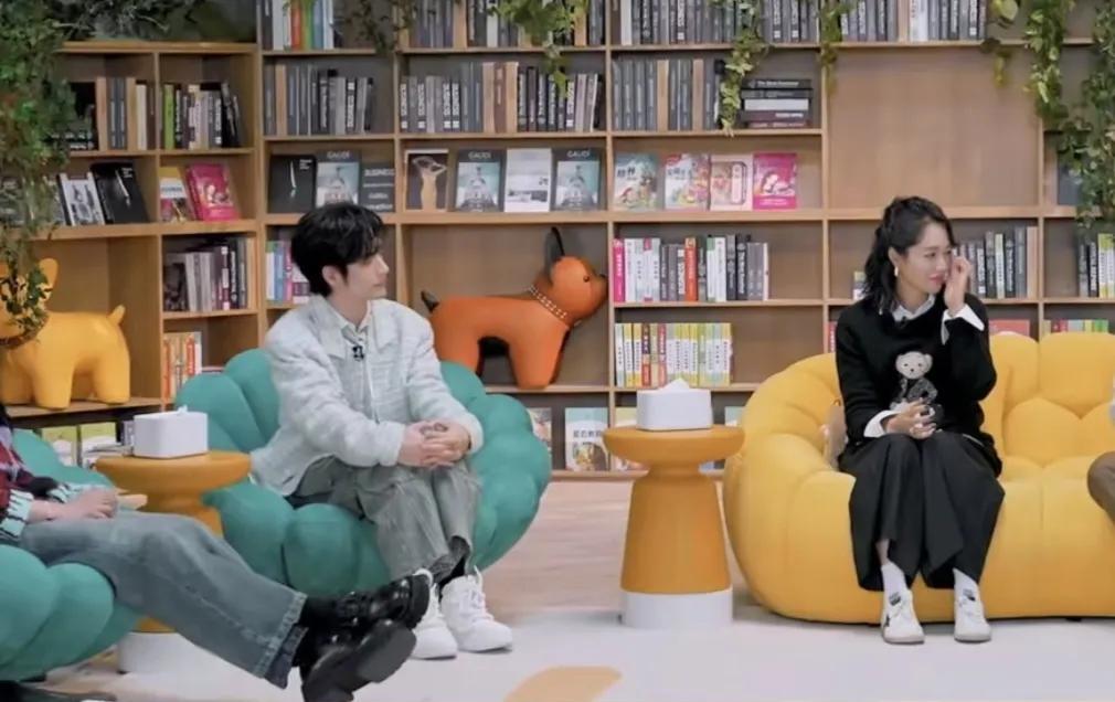 郑恺：“我是一个非常严谨的人我以前，比如说孩子要出去琦个平衡车，我必须得全副武装
