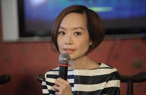 “我嫁了个败类！挺着怀孕6个月的肚子去离婚，这才是我暴瘦成‘骷髅人’的真相！”鲁