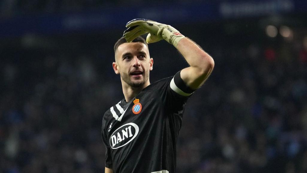 西班牙人对位保护巴萨球星备战德比战