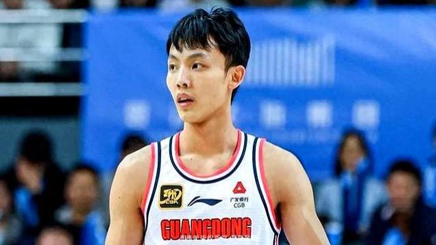 琼斯29+17+10率吉林险胜广东！贝兹利9中1上头被弃用