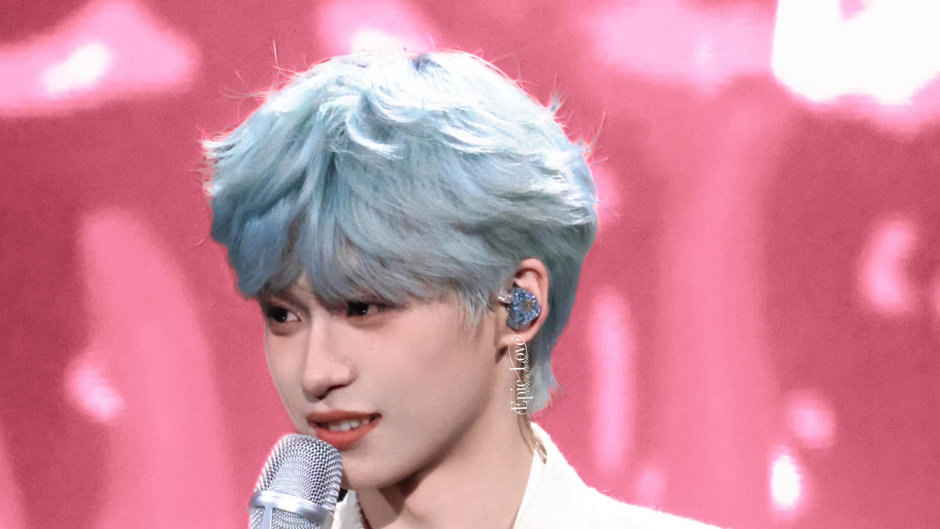 梓渝首场演唱会超燃现场，粉丝“造海”嗨翻体育场！ ​