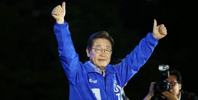 李在明当选韩国总统，头一件事居然是向美国“示好”？
韩国大选尘埃落定，共同民主党