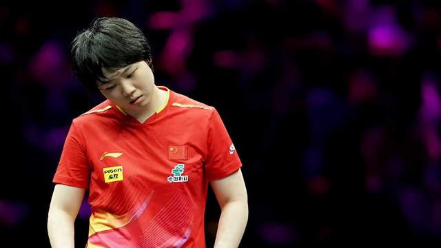 孙颖莎缺席女队遭遇严峻考验！蒯曼不敌日乒暴露短板，别坐以待毙