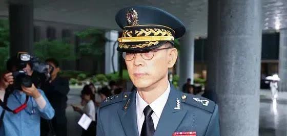 树倒猢狲散，韩国无人机总司令金永大，这时候遭到了法院的申请，并要求对他执行相应的
