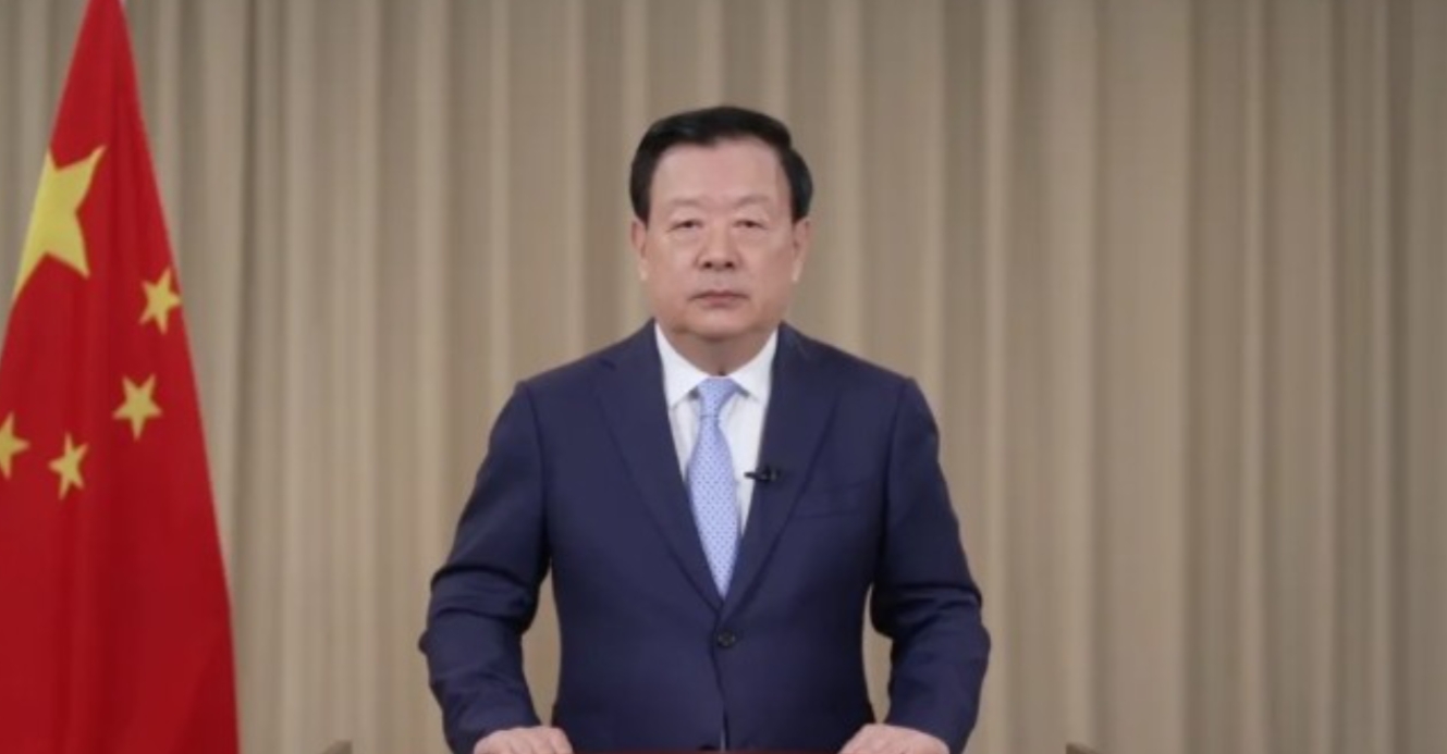 “出卖国家利益，替敌人摇旗呐喊，不会有好下场”！
 
中央港澳办主任夏宝龙在一场