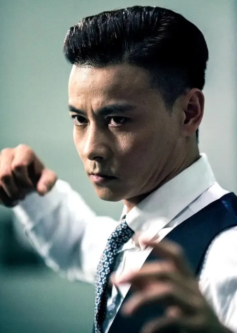 张晋可能不会再接戏了，
不是因为他的演技不行，
而是因为他今年四月份，在国外旅游