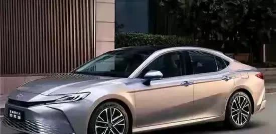 广汽丰田这次又搞大事情了！先有铂智3X首月订单破1.5万台，成为合资智电转型的爆