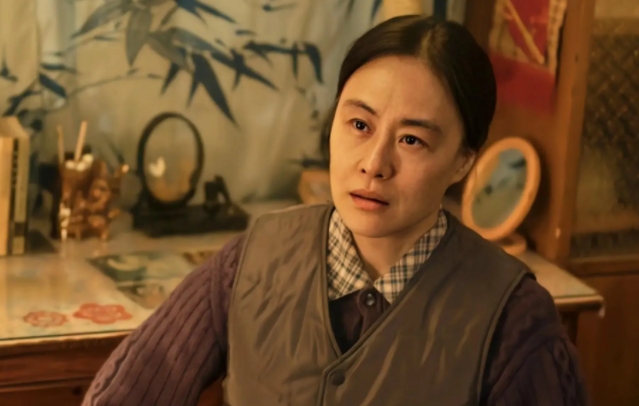 《六姊妹》大结局时，刘美心把酱菜配方卖了，平均分成了6份给了女儿们，看似是做到了