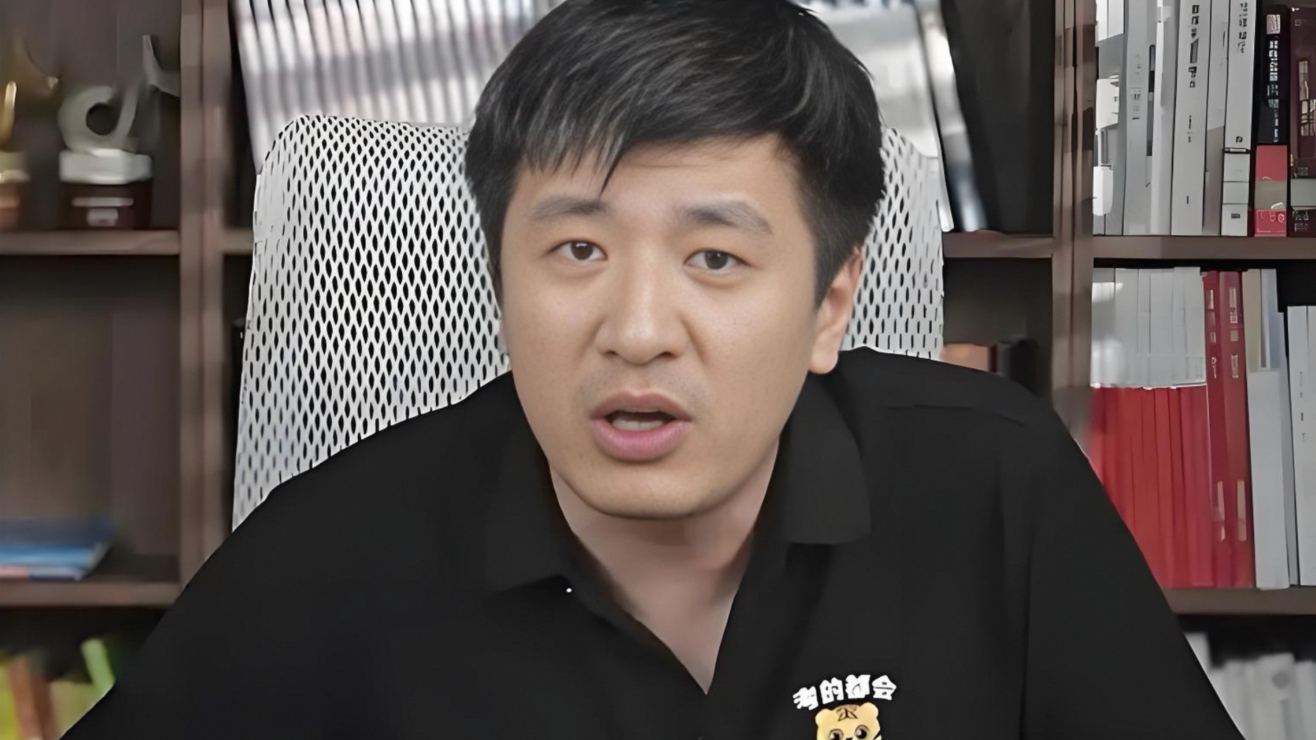 张雪峰复播后大变脸，信过他的“受害者们”这次站出来说话了