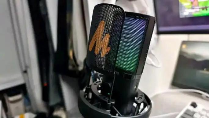 告别干嗓与杂音：2026年五款热门K歌直播麦克风深度对决