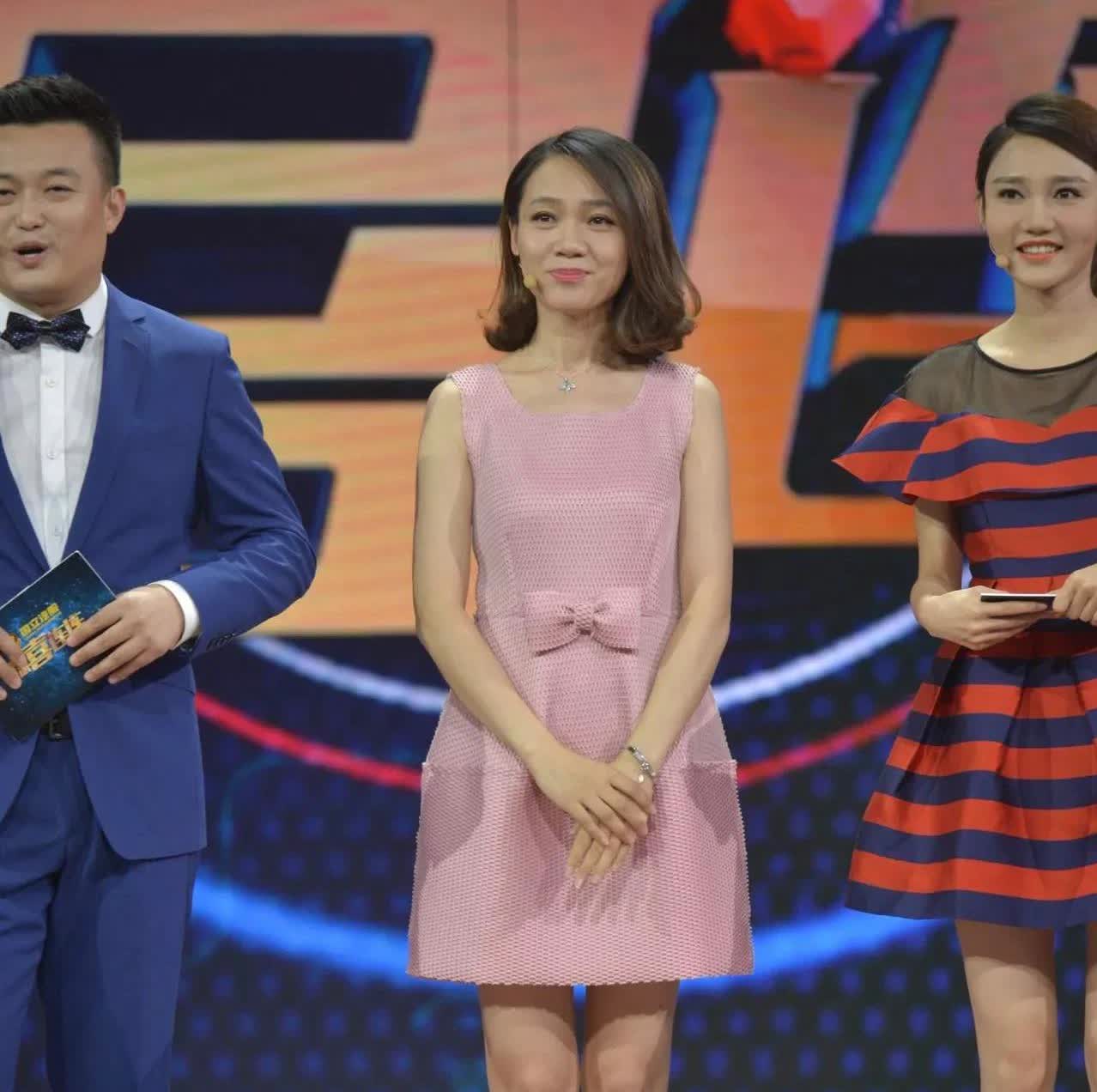周群，168cm，相逢莫问名与姓，相逢一笑尽欢颜。