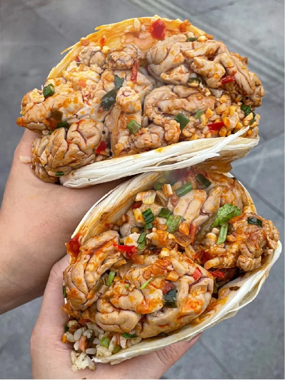 四川成都的朋友
谁能告诉我，
这个是什么？
超级好吃，
味道绝了