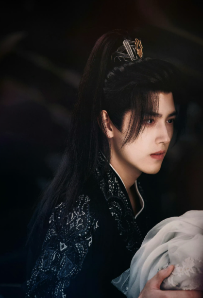 陈飞宇《慕胥辞》段胥最新剧照，英俊挺拔少年感满满！