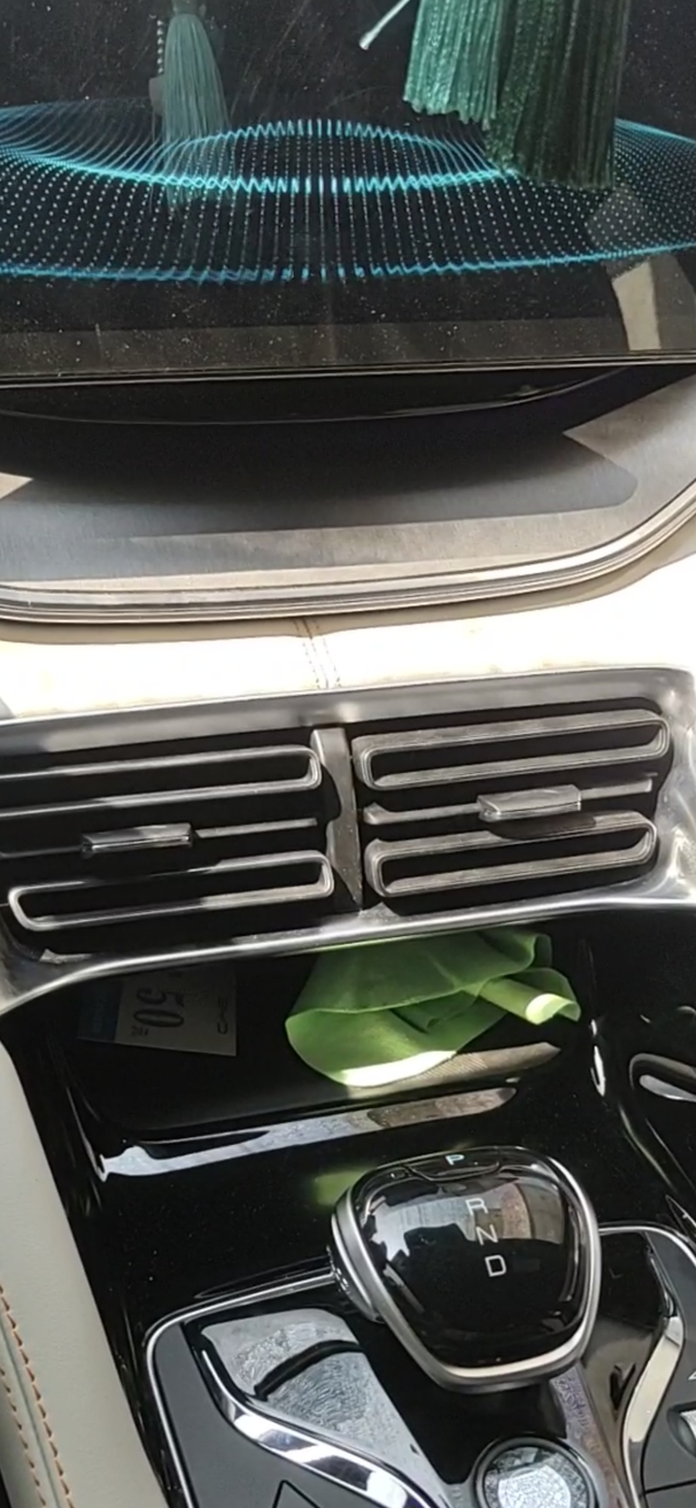 宋plus dmi空调异响
各位有没有遇到过，启动时，空调出风之前，中控会噔噔响