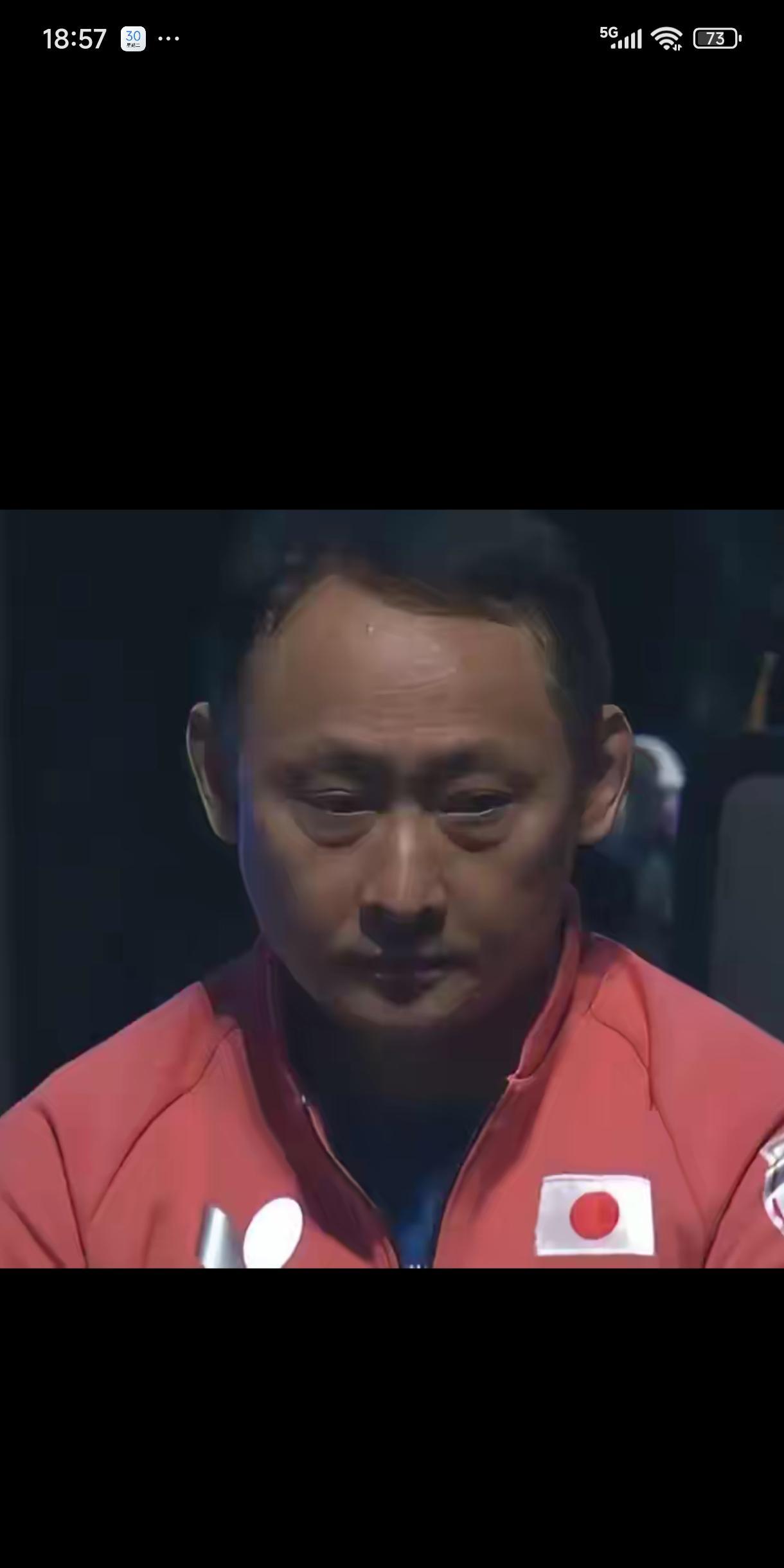 相信喜欢乒乓球的朋友们对这个人不会陌生，他就是张本智和的父亲--张本宇，曾经的中