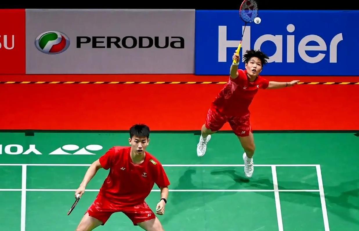 羽毛球日本公开赛，混双四强已出其3[鲜花]


日本羽毛球公开赛，混双1/4决赛