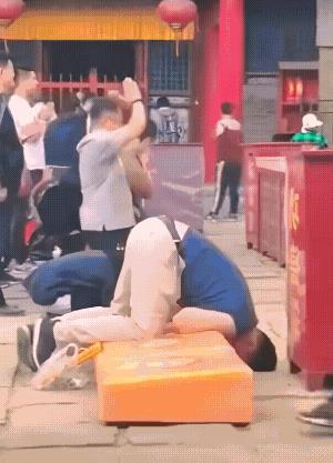 这个人出意外了吧！[祈祷][祈祷][祈祷]