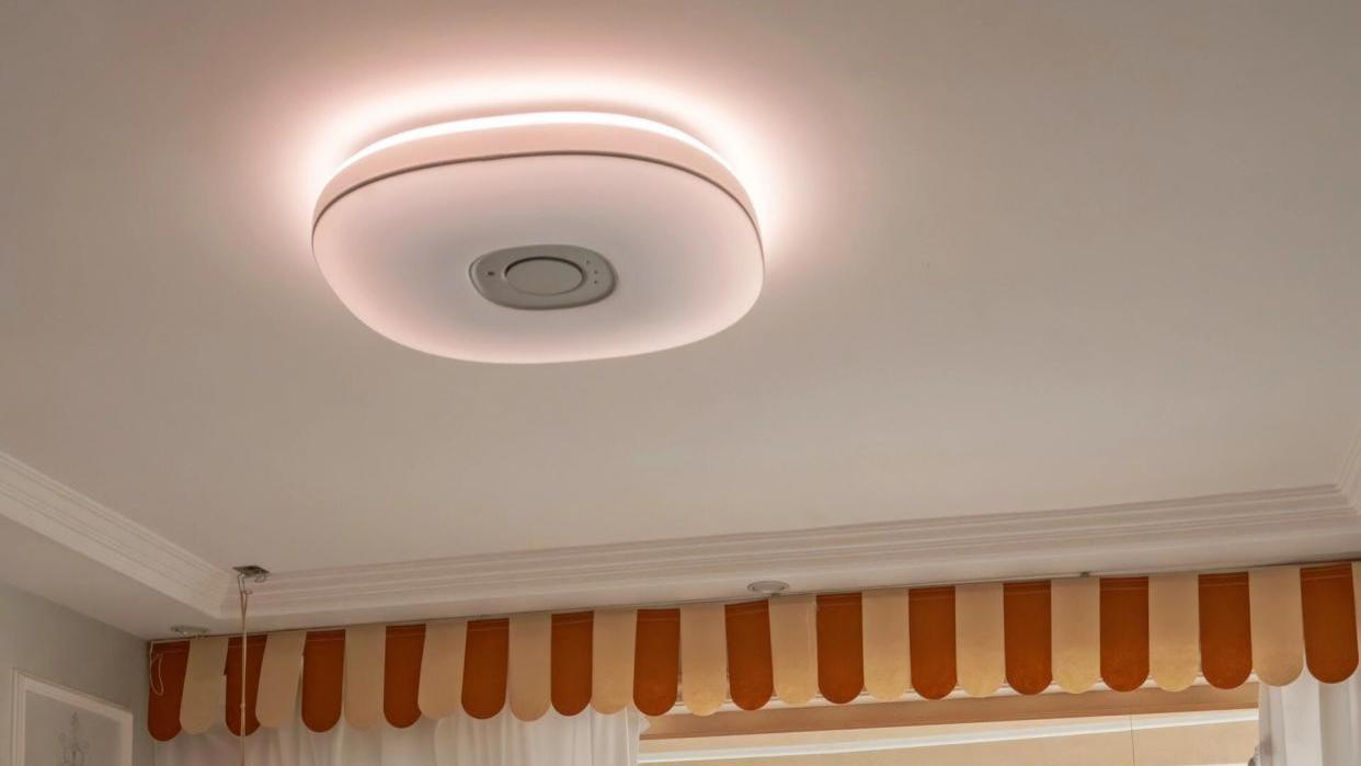 客厅、书房吸顶灯不会选？5个秘诀告诉你！