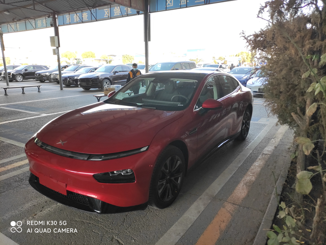 4年多85000公里的老鹏
20年11月3日提车，到现在4年多了，开了八万五千多