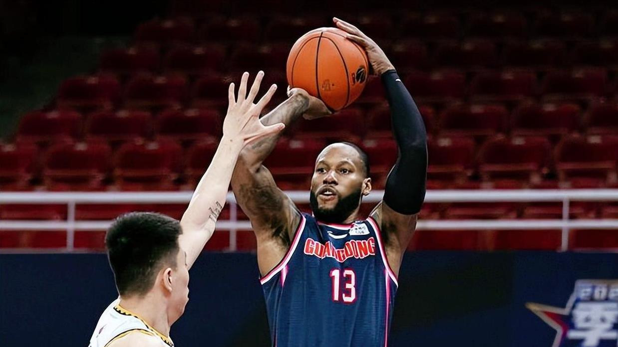 辽粤大战！广东惜败，两老将联手助力辽宁胜山东