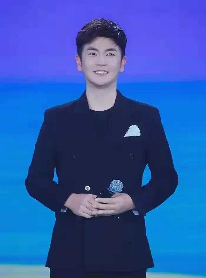 初恋重逢变甄嬛传同事





是谁嗑到了？温太医和齐妃居然是初恋？！



谁