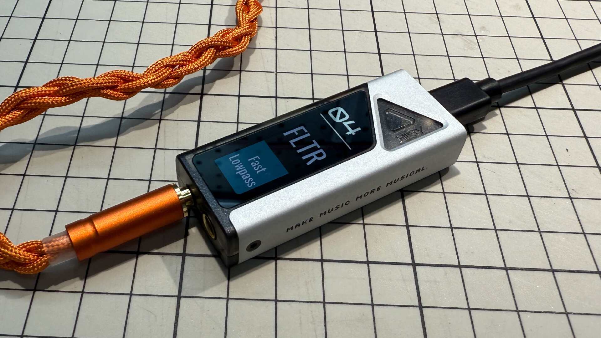 海贝FC4屏幕版：让手机音质“开挂”！