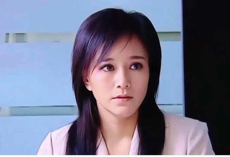 《天道》原著：看懂有底线的女人最顶级的体面，就知道为什么欧阳雪敢扛600万的债务