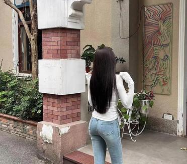 "探索城市的每个角落，发现生活的每一份美好。"