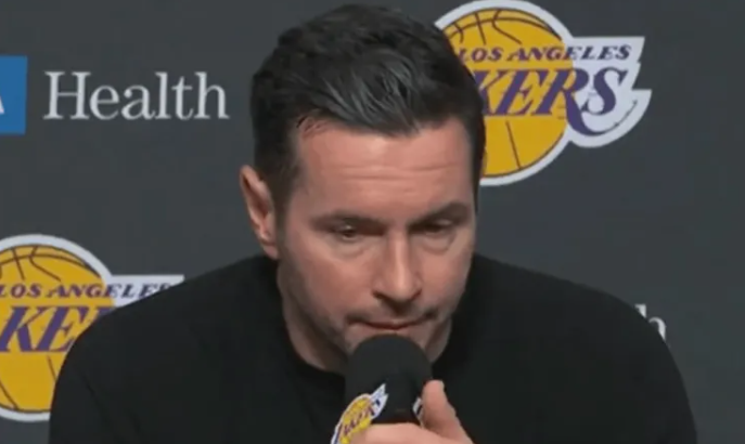 NBA常规赛湖人主场对阵雄鹿的比赛已经结束。全场战罢，湖人以101-105不敌雄