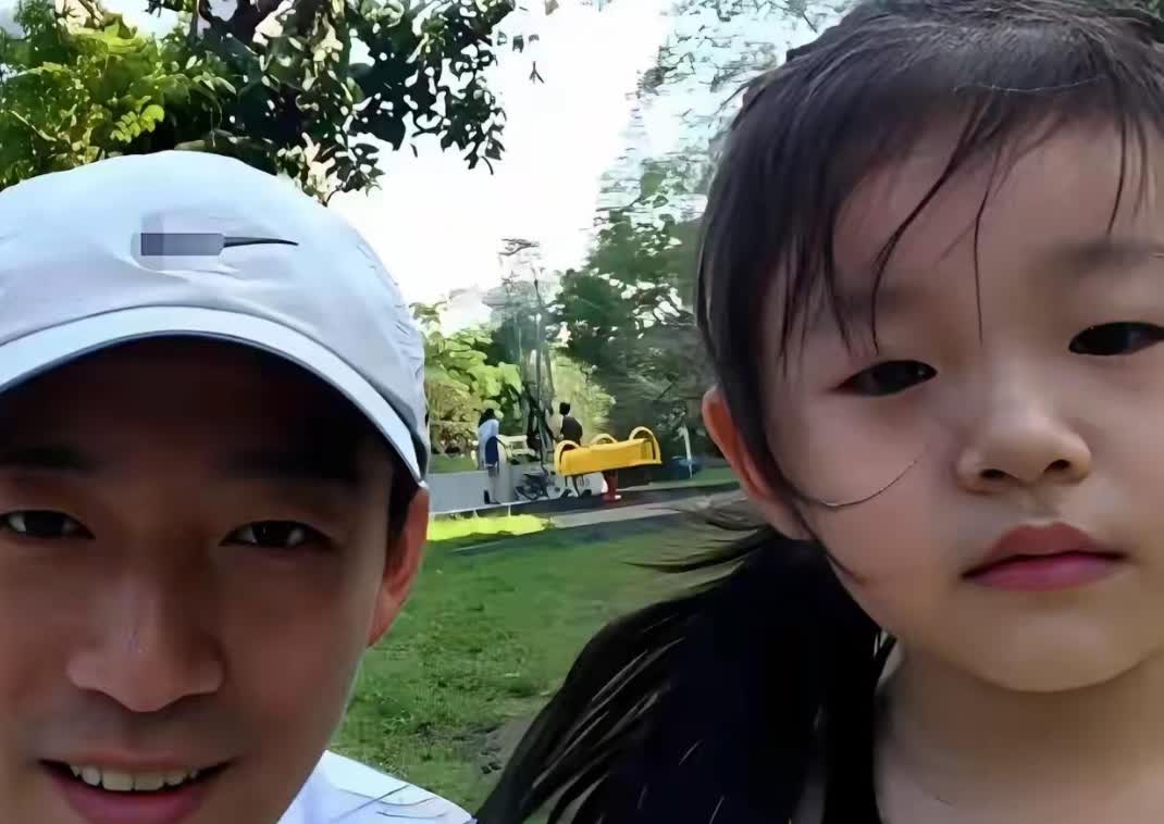震惊！小玥玥懂事超乎想象，尽显担当