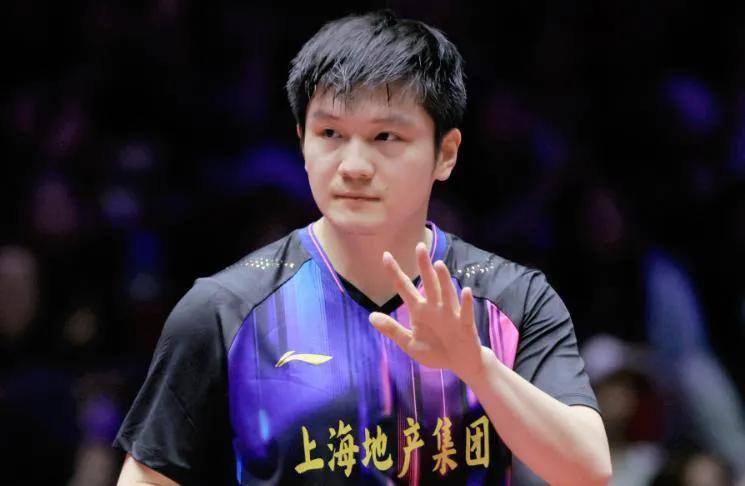 樊振东3-0松岛辉空，这是一场无关乒超的外战！
这场比赛对于松岛辉空来说，第一局