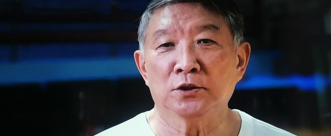 宫鲁鸣的新盘算
亚洲杯结束后，新一期中国女篮开始集训了，平均年龄只有23岁，三大