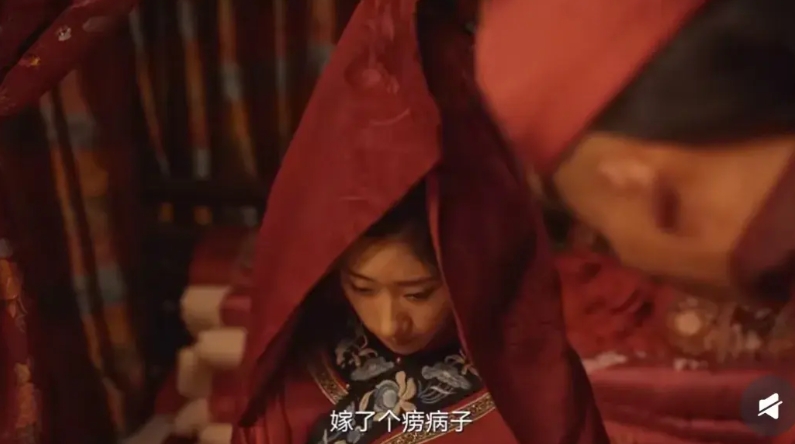 《生万物》里费左氏那段回忆，真的看得人眼泪没停过！18岁被骗着嫁给痨病鬼，新婚没