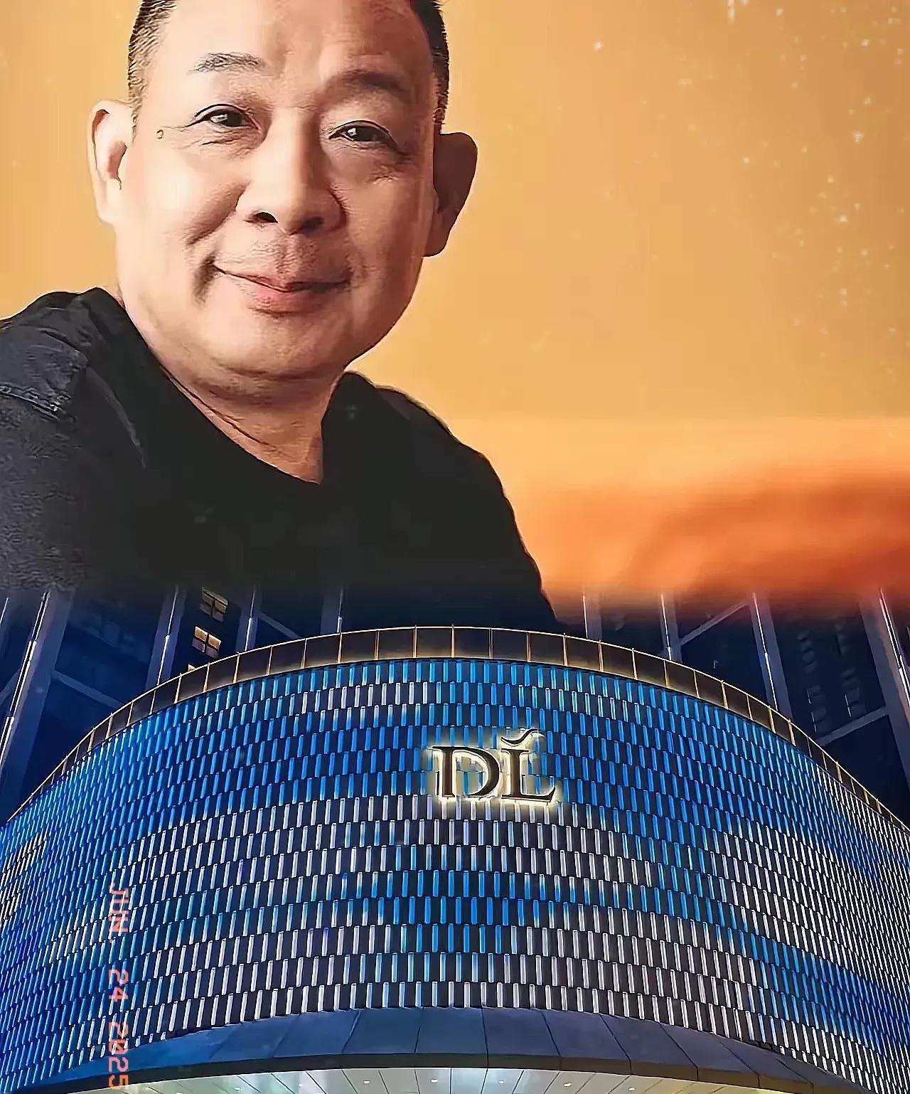 于东来关店这事有点反常
半年进账八亿的生活广场店，他说停就停了。
胖东来创始人于