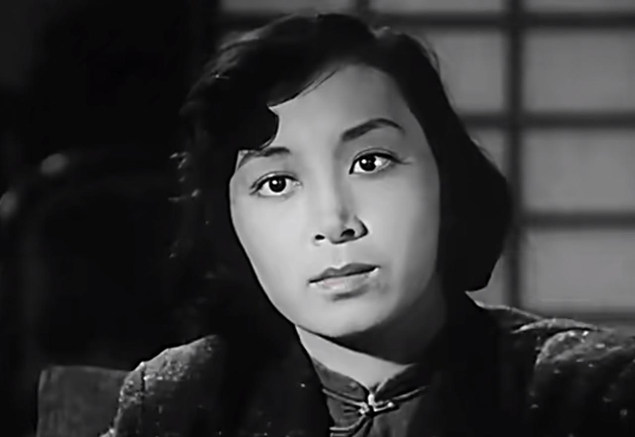 她是谁？出演了新中国银幕上第一位女特务
1949年，开国大典还未举行
新中国第一