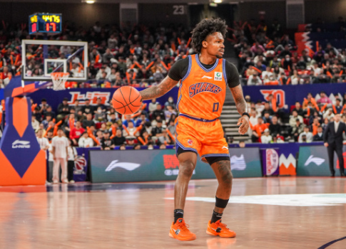 古德温真是个有趣的人物！他离开山西队的真相，可能和你想的完全不一样。首先，他压根