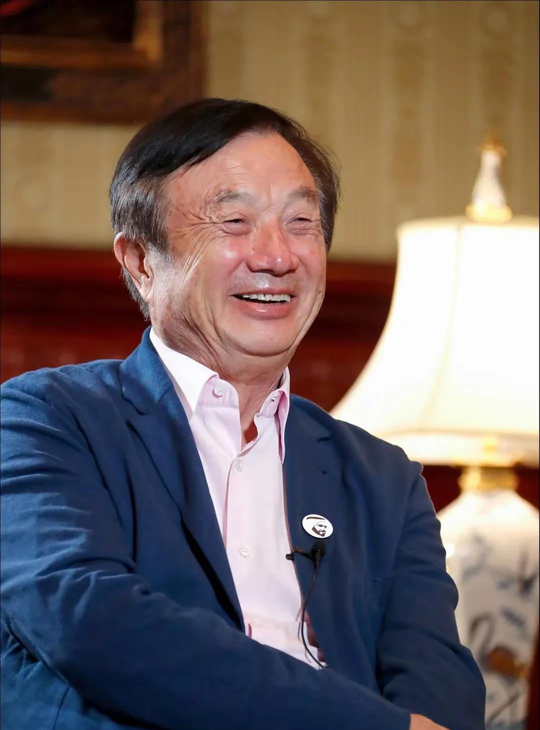 新加坡联合早报今天（6月11日）报道：“中美贸易战与科技战双双升温之际，中国科技