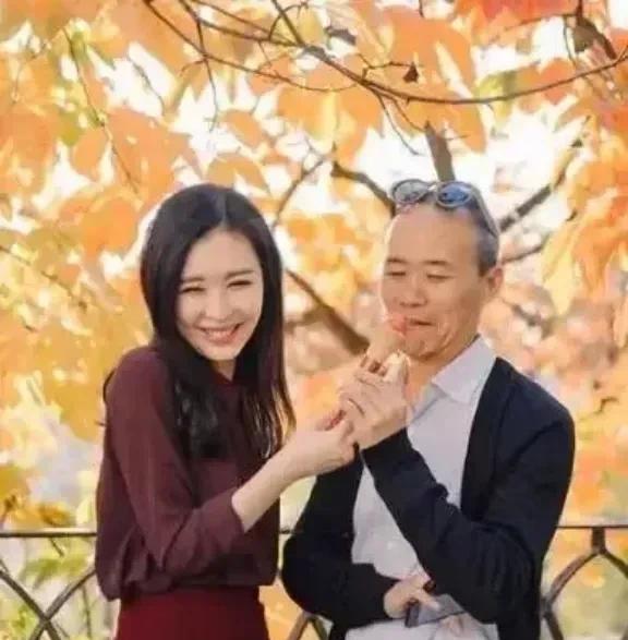 田朴珺说，束缚我，他不能让我做我想做的事情，但是哪怕他给我一座金山，我也不会要，
