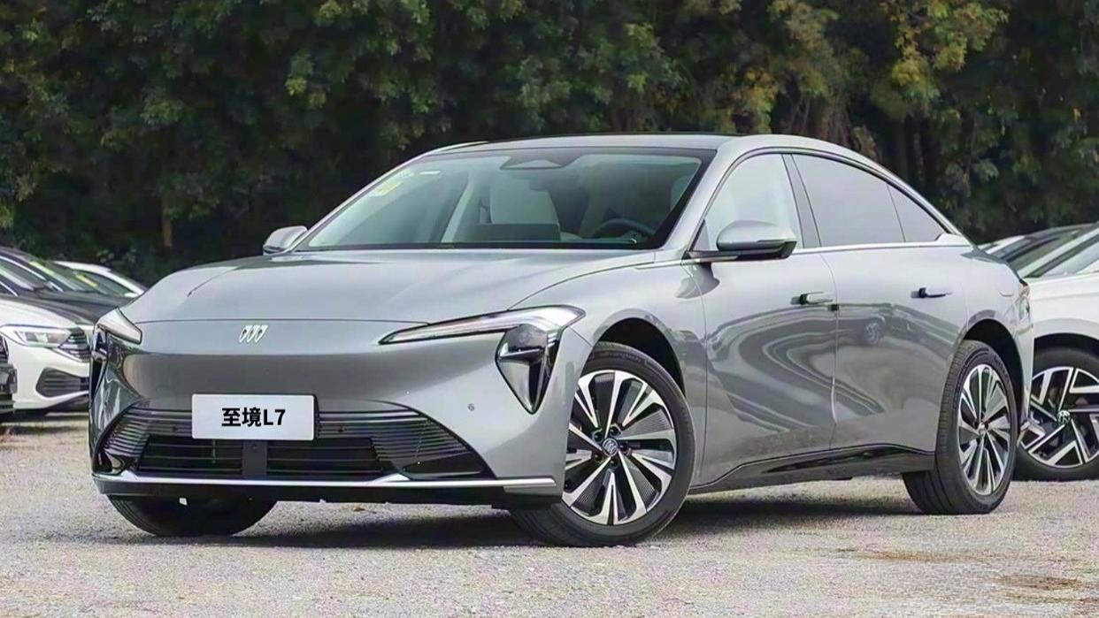 别克至境L7尺寸够大，乘坐舒适，配置丰富，到底值不值得入手？