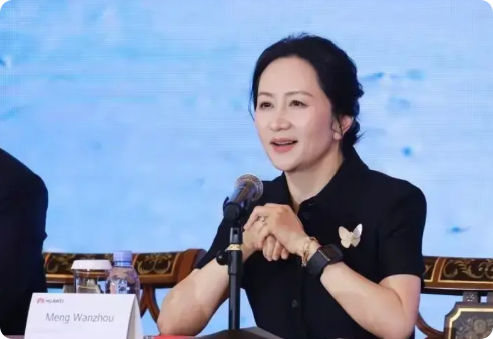 孟晚舟和姚安娜都随母姓，不得不说任正非真的很大气，让孩子随母姓没什么大不了的，一