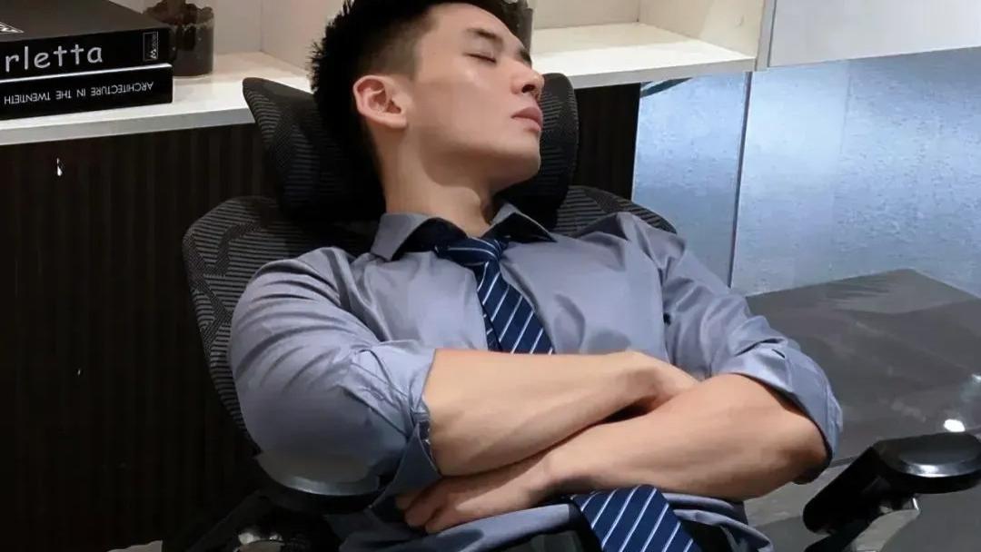 没人发现：男生私下会偷偷比较朋友女友