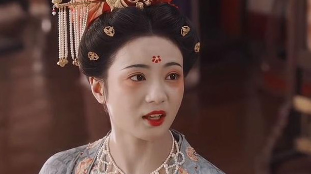 《国色芳华》当爱情遇上门第，是执着还是放手？