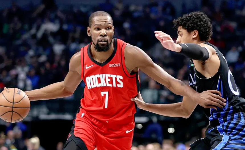 杜兰特+字母，别说两年后，一年后窝火就要重建，道理大家都知道。我不想看到速成的阵