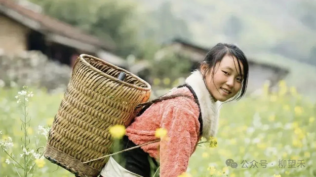 小县城的留守妇女，为什么必须坚守底线？