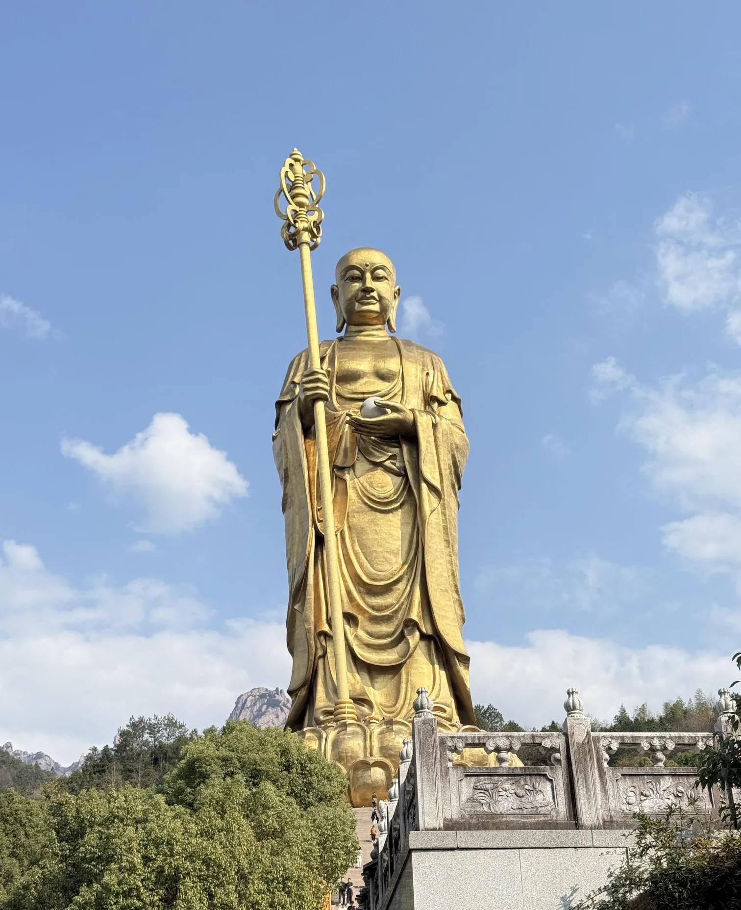 夫妻之缘，早已注定。



山西一位女士，曾与我倾诉她婚姻的辛酸。她与丈夫从白手