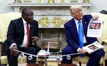 特朗普从南非身上得偿所愿，却害了美国。 南非种族歧视，美国白人至高无上。白人种族