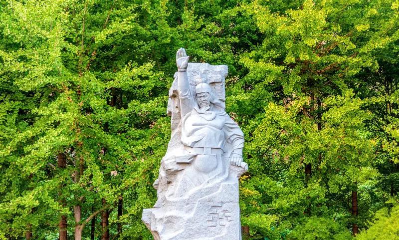 方孝孺诛十族？一场流传500年的文学虚构
“诛十族”故事深入人心：朱棣命方孝孺拟