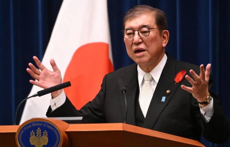 日本压上国本，誓要和特朗普“鱼死网破”，美国这次终于玩砸了？

日本财务大臣加藤