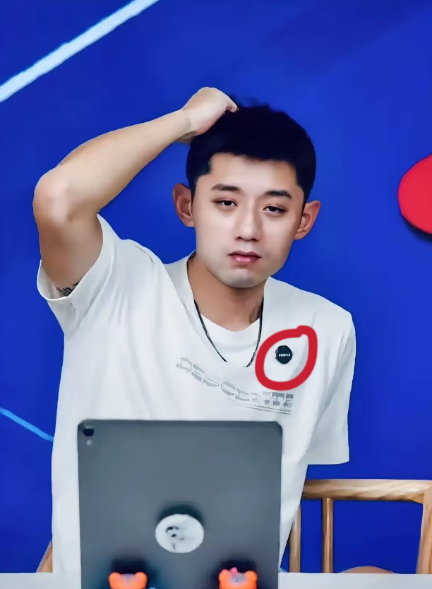 看一个人，就要看他的低谷期，
张继科这个人，实在是没办法说。
因为有件事他做得真