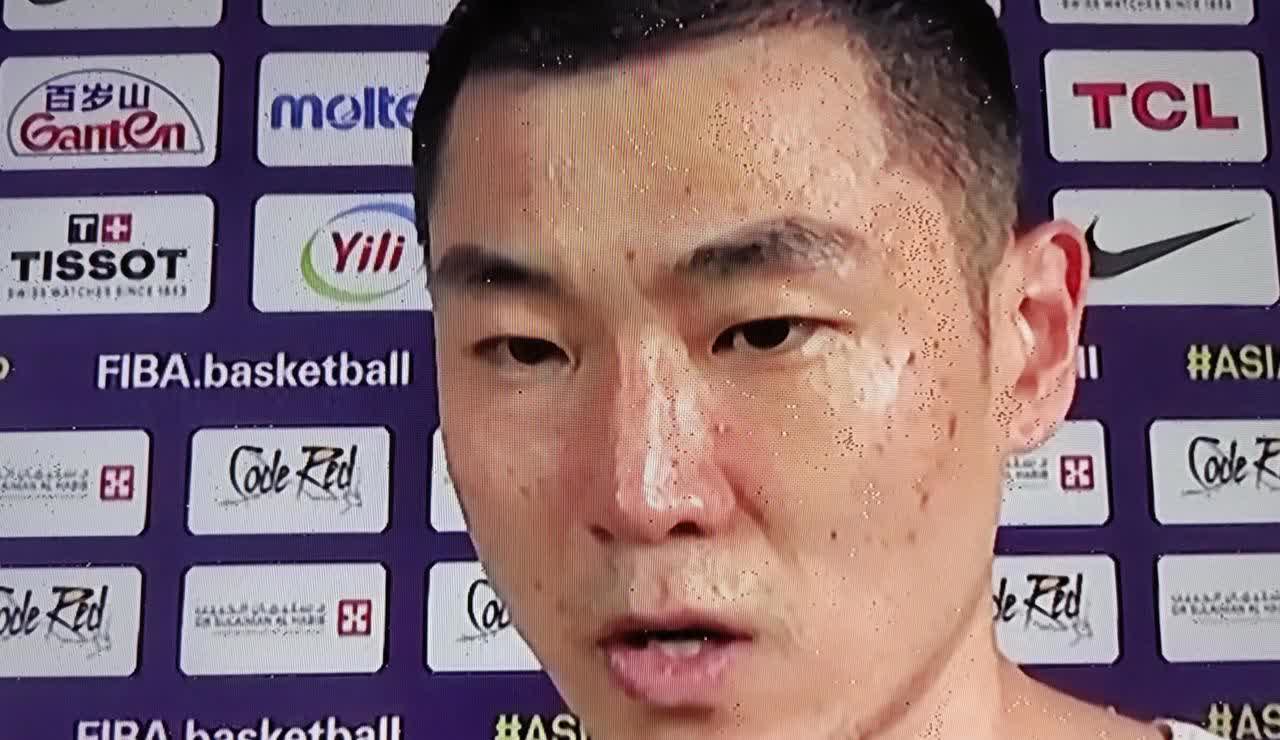 高诗岩在赛后采访中说道，
对我个人来说，大家都知道，选人比较争议。我憋着一口气